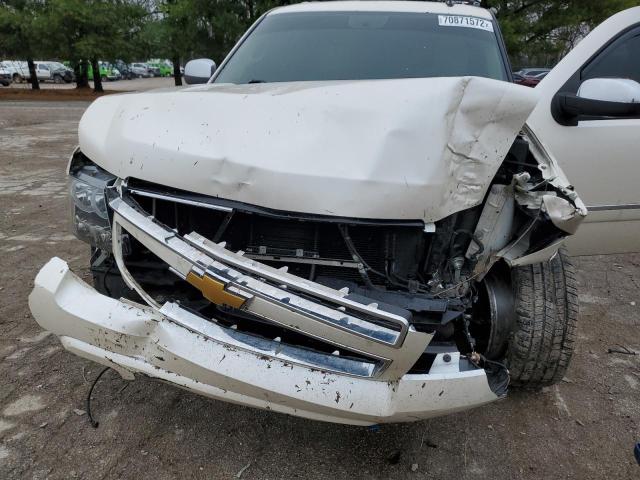 1GNSKCE02DR100820 - 2013 CHEVROLET TAHOE K1500 LTZ WHITE photo 12