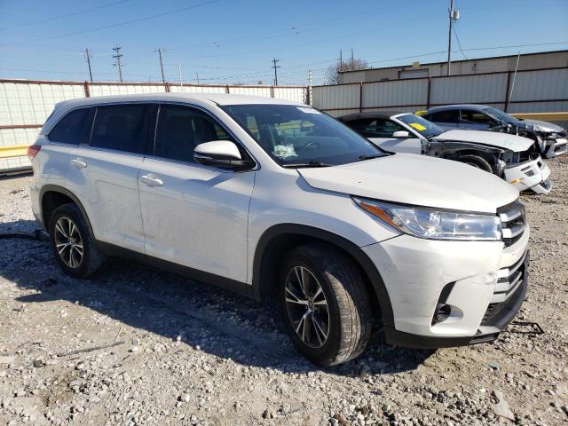 5TDZZRFH5KS302124 - 2019 TOYOTA HIGHLANDER LE WHITE photo 4