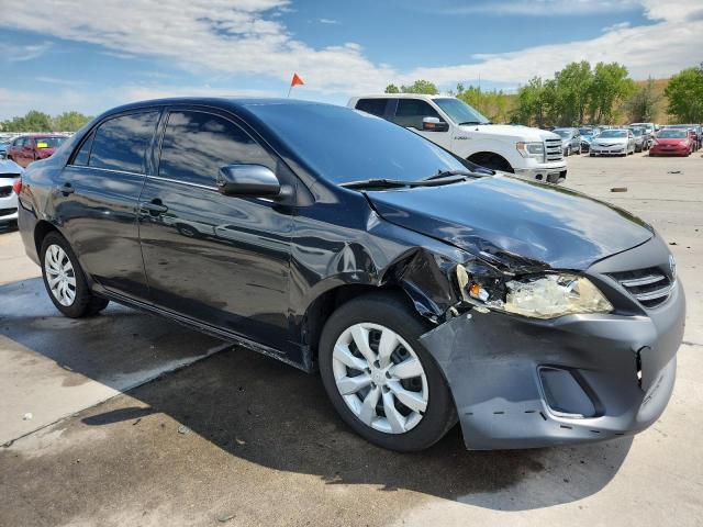 2T1BU4EE7DC111360 - 2013 TOYOTA COROLLA BASE BLACK photo 4