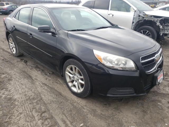 1G11C5SA3DF235728 - 2013 CHEVROLET MALIBU 1LT შავი ფოტო 4