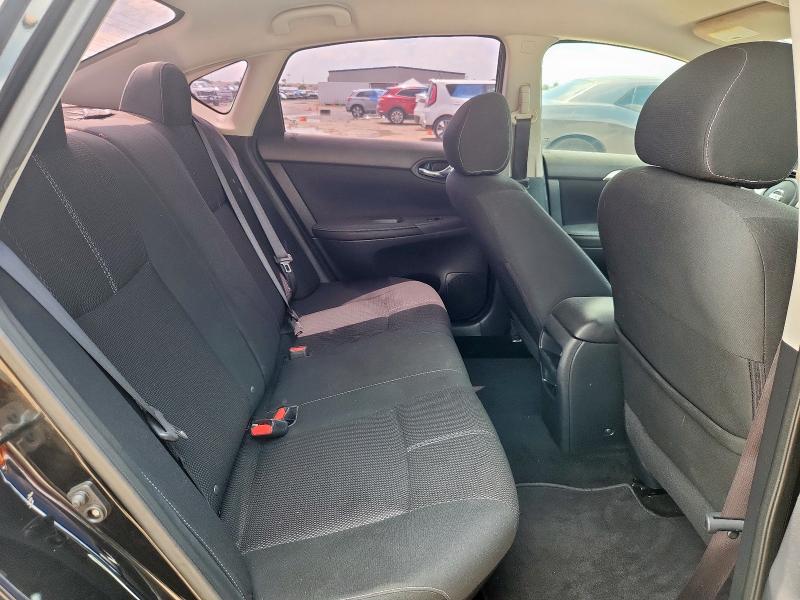 3N1AB7AP3JY330017 - 2018 NISSAN SENTRA S 黑色 照片 10