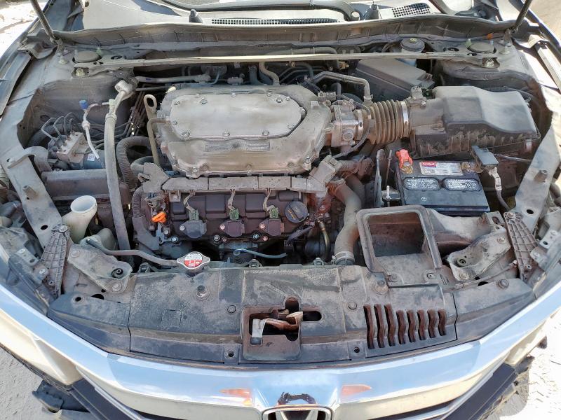 1HGCR3F94HA040129 - 2017 HONDA ACCORD TOURING BLACK photo 11