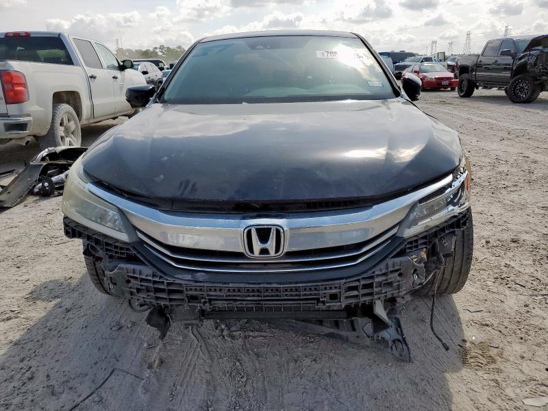 1HGCR3F94HA040129 - 2017 HONDA ACCORD TOURING BLACK photo 5