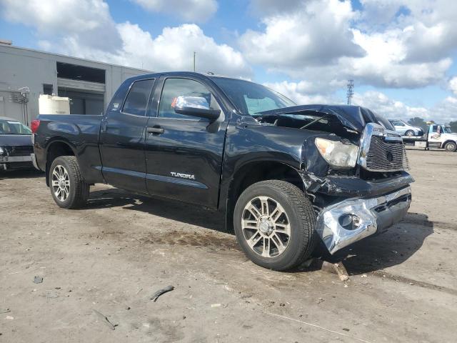 5TFRM5F12DX067009 - 2013 TOYOTA TUNDRA DOUBLE CAB SR5 BLACK photo 4