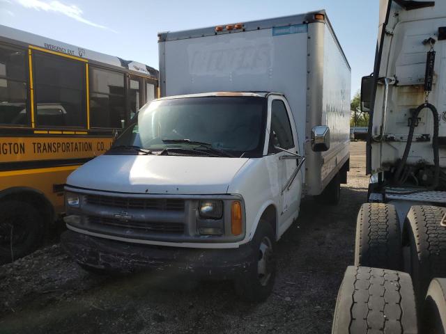 1GBJG31F121120864 - 2002 CHEVROLET EXPRESS G3 WHITE photo 1