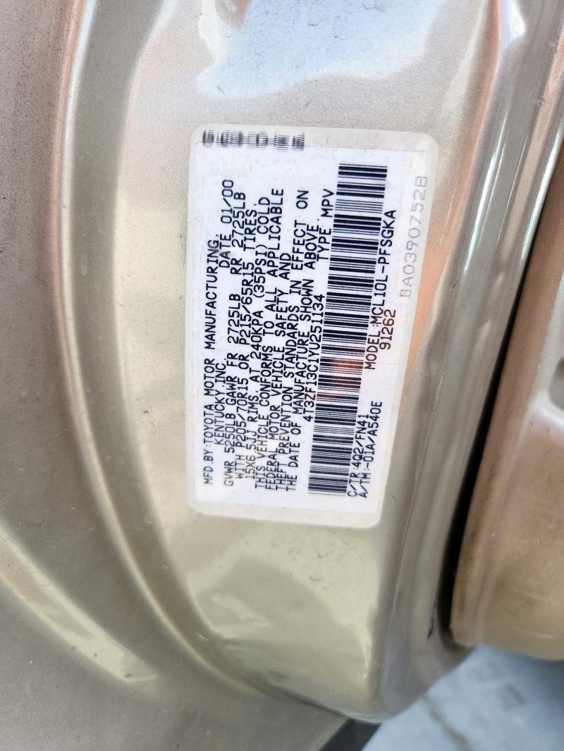 4T3ZF13C1YU251134 - 2000 TOYOTA SIENNA LE 米色 照片 13