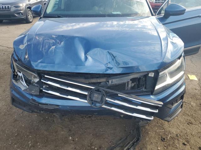 3VV2B7AX4JM134873 - 2018 VOLKSWAGEN TIGUAN SE Bleu photo 11