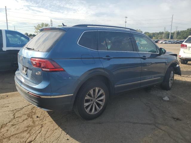 3VV2B7AX4JM134873 - 2018 VOLKSWAGEN TIGUAN SE Bleu photo 3