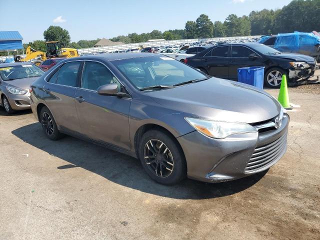 4T1BF1FK3GU570711 - 2016 TOYOTA CAMRY LE GRAY photo 4