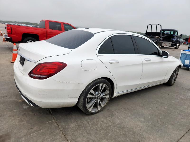 55SWF8DB8KU315182 - 2019 MERCEDES-BENZ C 300 WHITE photo 3