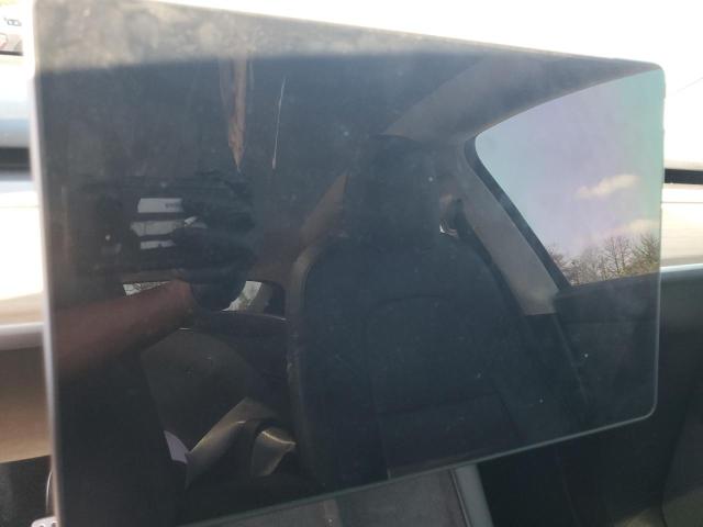 7SAYGDEF1NF532596 - 2022 TESLA MODEL Y Boz foto 9