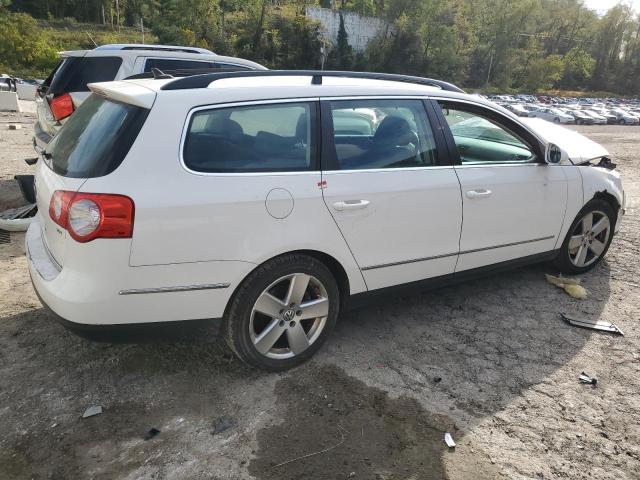 WVWLK73C88E063903 - 2008 VOLKSWAGEN PASSAT WAGON KOMFORT WHITE photo 3