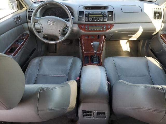 4T1BF30K25U106360 - 2005 TOYOTA CAMRY LE BLUE photo 8