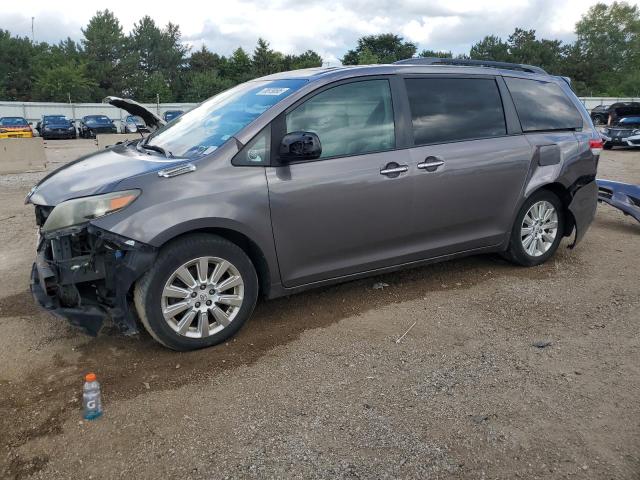 2011 TOYOTA SIENNA XLE, 
