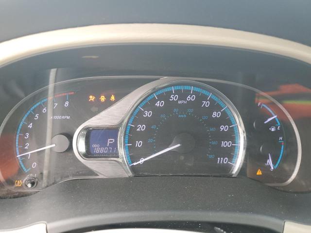 5TDDK3DC7BS003690 - 2011 TOYOTA SIENNA XLE GRAY photo 9