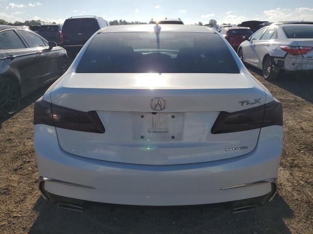 19UUB3F5XJA005073 - 2018 ACURA TLX TECH WHITE photo 6