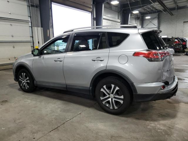 2T3BFREV6HW594200 - 2017 TOYOTA RAV4 LE SILVER photo 2