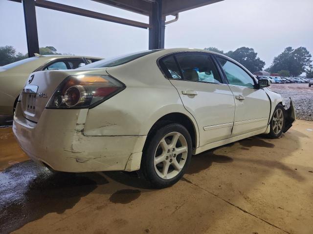 1N4AL2AP1AN417964 - 2010 NISSAN ALTIMA BASE WHITE photo 3