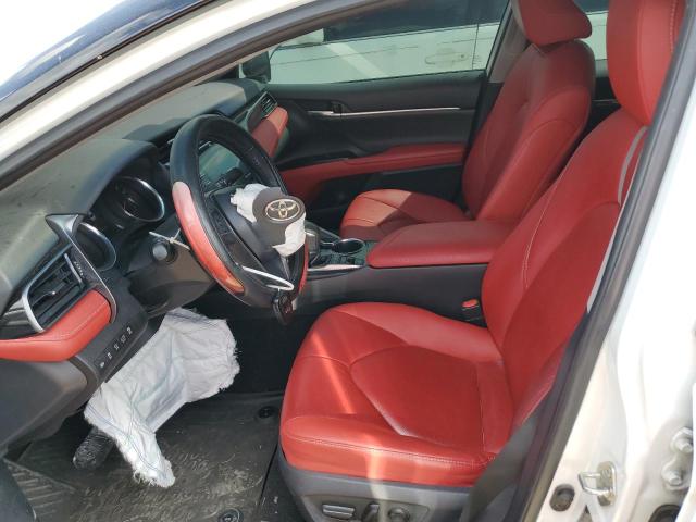 4T1BZ1HK4KU021807 - 2019 TOYOTA CAMRY XSE Weiß Foto 7