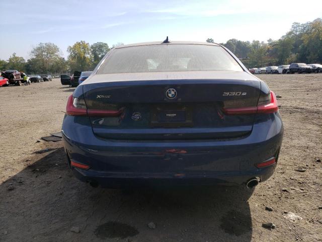 3MW5P9J00N8C53561 - 2022 BMW 330XE BLUE photo 6