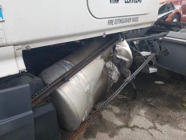 1FUJHHDR3LLKV8240 - 2020 FREIGHTLINER CASCADIA 1 თეთრი ფოტო 9