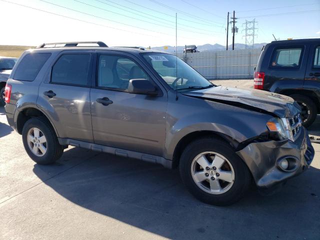 1FMCU0D71BKB45625 - 2011 FORD ESCAPE XLT GRAY photo 4