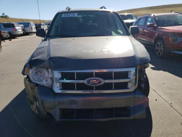 1FMCU0D71BKB45625 - 2011 FORD ESCAPE XLT GRAY photo 5