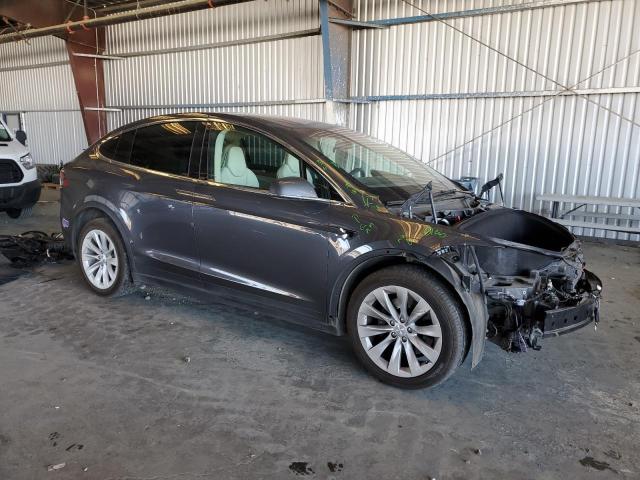 5YJXCDE27KF153356 - 2019 TESLA MODEL X GRAY photo 4