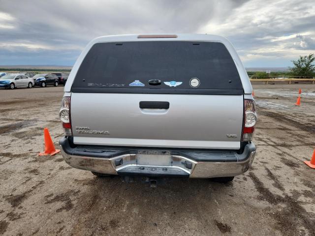 5TFLU4EN0DX071497 - 2013 TOYOTA TACOMA DOUBLE CAB 银色 照片 6