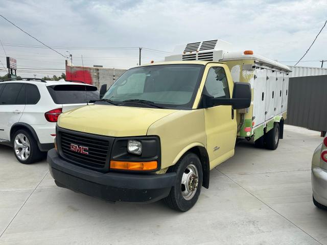 1GD675CB2E1167134 - 2014 GMC SAVANA CUTAWAY G4500 YELLOW photo 2