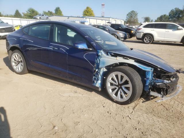 5YJ3E1EA4NF190268 - 2022 TESLA MODEL 3 BLUE photo 4