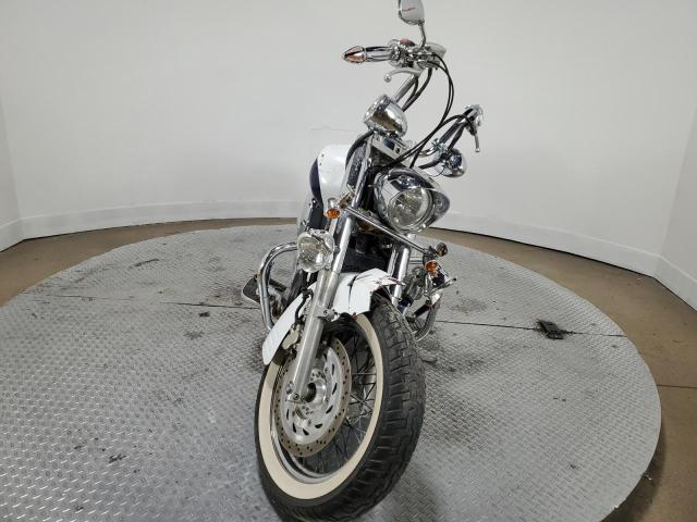 1HFSC52063A001894 - 2003 HONDA VT1300 S WHITE photo 2