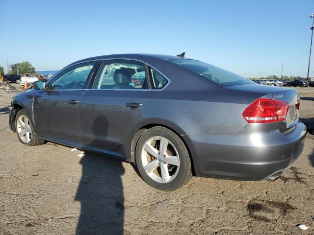1VWBP7A39DC115820 - 2013 VOLKSWAGEN PASSAT SE GRAY photo 2