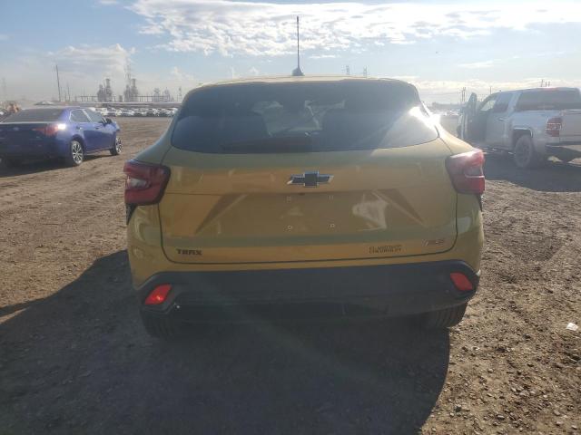 KL77LGE25RC006426 - 2024 CHEVROLET TRAX 1RS YELLOW photo 6