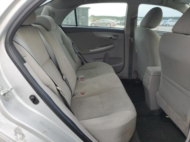 2T1BU4EE7DC117305 - 2013 TOYOTA COROLLA BASE SILVER photo 10