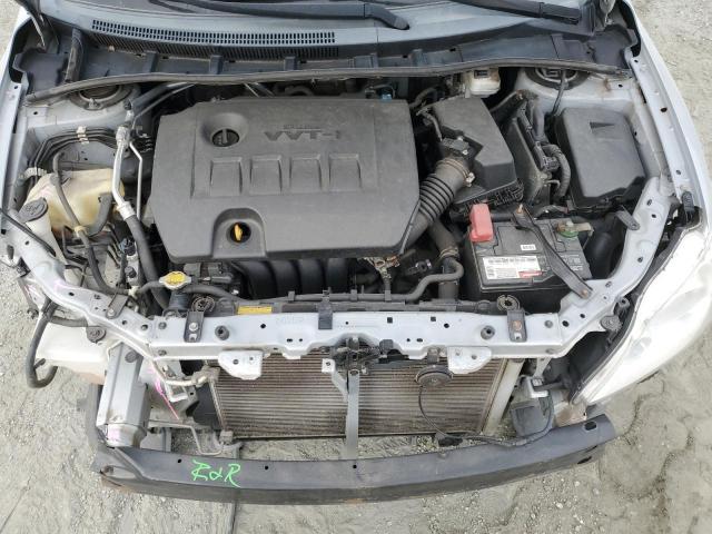 2T1BU4EE7DC117305 - 2013 TOYOTA COROLLA BASE SILVER photo 11