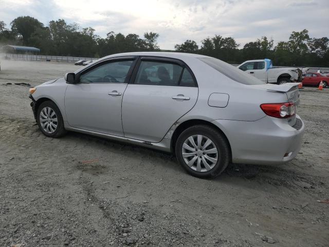 2T1BU4EE7DC117305 - 2013 TOYOTA COROLLA BASE SILVER photo 2