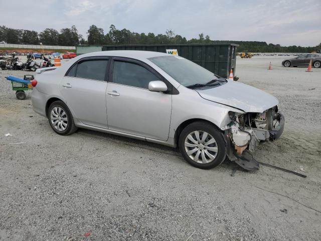 2T1BU4EE7DC117305 - 2013 TOYOTA COROLLA BASE SILVER photo 4