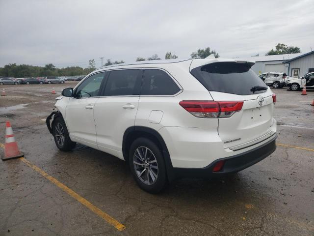 5TDJZRFH2JS560970 - 2018 TOYOTA HIGHLANDER SE WHITE photo 2