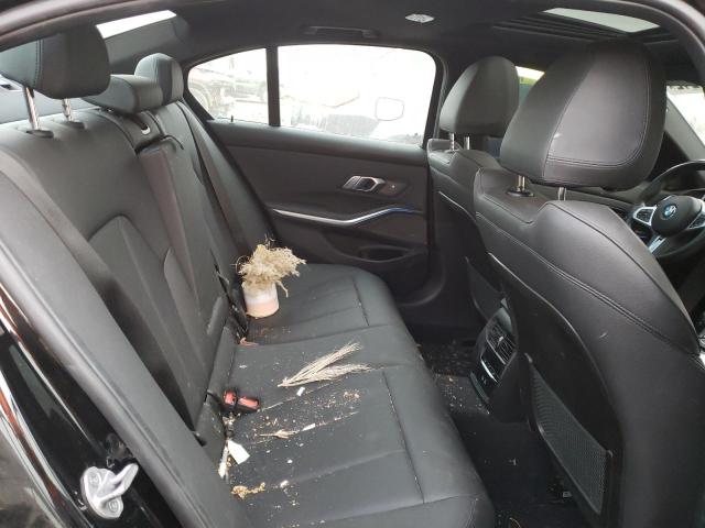 3MW5P9J0XM8C00526 - 2021 BMW 330XE Czarny zdjęcie 10