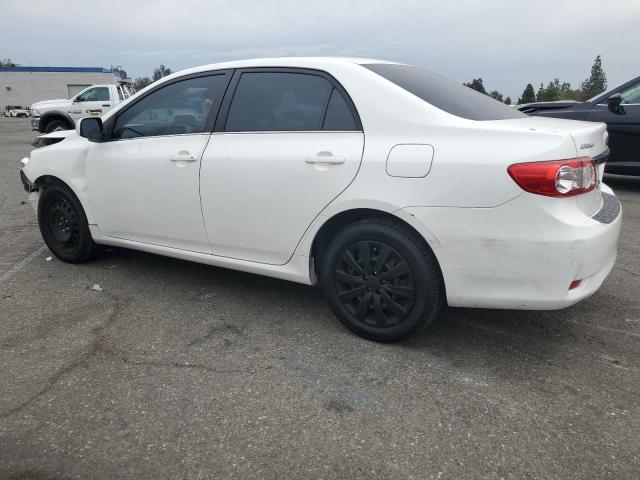 JTDBU4EE8DJ114983 - 2013 TOYOTA COROLLA BASE WHITE photo 2