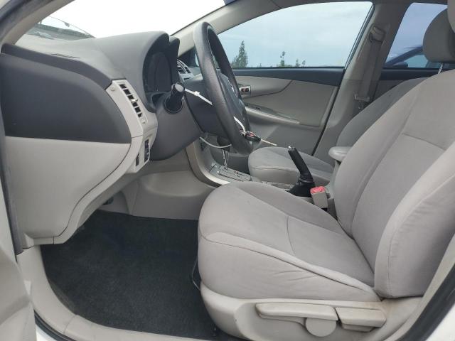 JTDBU4EE8DJ114983 - 2013 TOYOTA COROLLA BASE WHITE photo 7