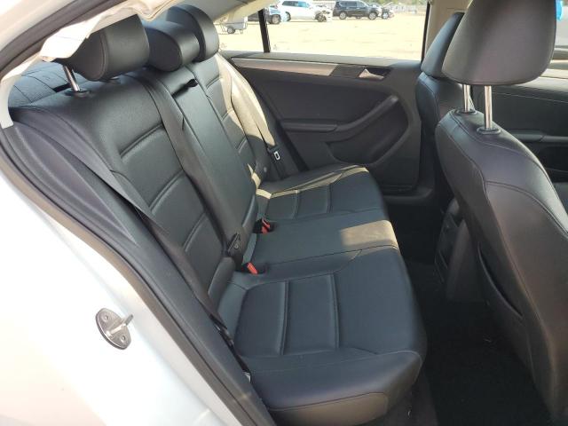 3VWDB7AJ4JM237761 - 2018 VOLKSWAGEN JETTA SE 白色 照片 10