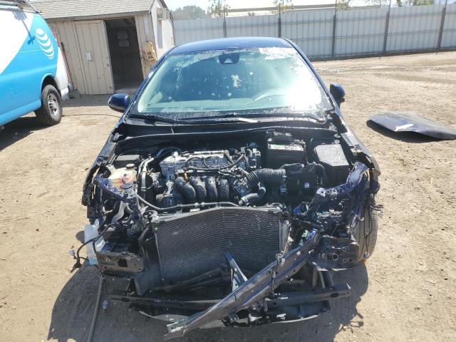 JTDEPRAE7LJ057312 - 2020 TOYOTA COROLLA LE BLUE photo 5