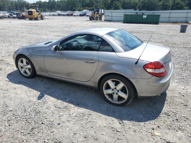 WDBWK56FX5F025584 - 2005 MERCEDES-BENZ SLK 350 SILVER photo 2