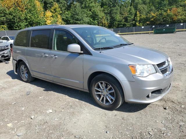 2C4RDGCG4JR215675 - 2018 DODGE GRAND CARAVAN SXT Argent photo 4