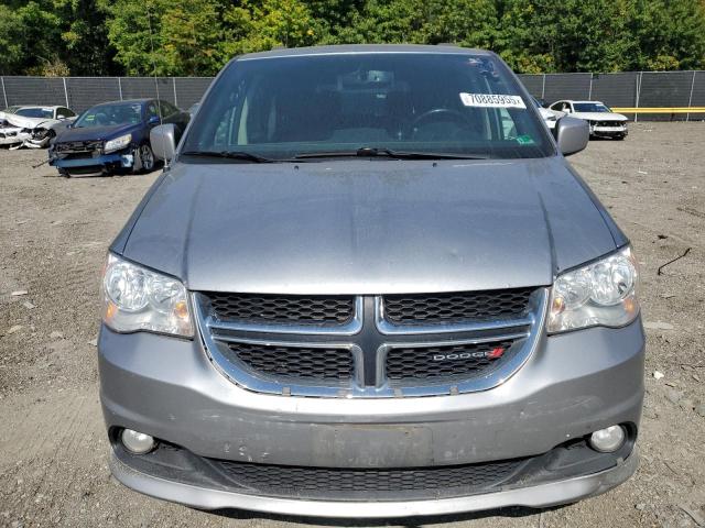 2C4RDGCG4JR215675 - 2018 DODGE GRAND CARAVAN SXT Argent photo 5