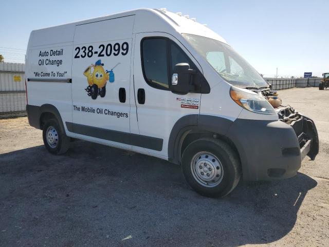 3C6TRVCG9JE145854 - 2018 RAM PROMASTER 2500 HIGH Weiß Foto 4