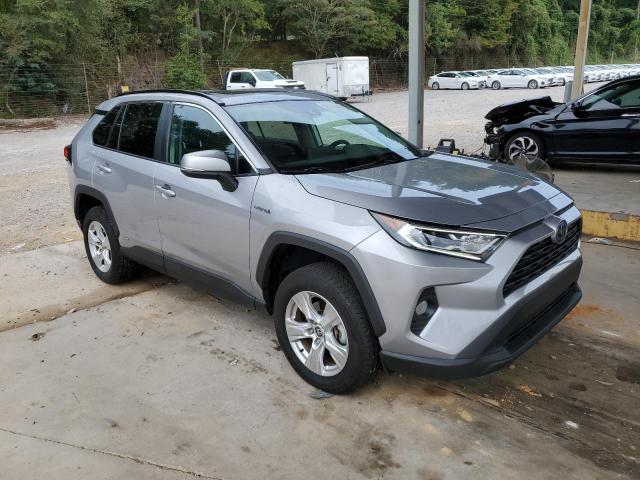 4T3RWRFV6MU023362 - 2021 TOYOTA RAV4 XLE SILVER photo 4