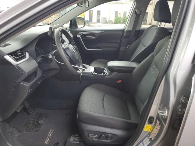 4T3RWRFV6MU023362 - 2021 TOYOTA RAV4 XLE SILVER photo 7